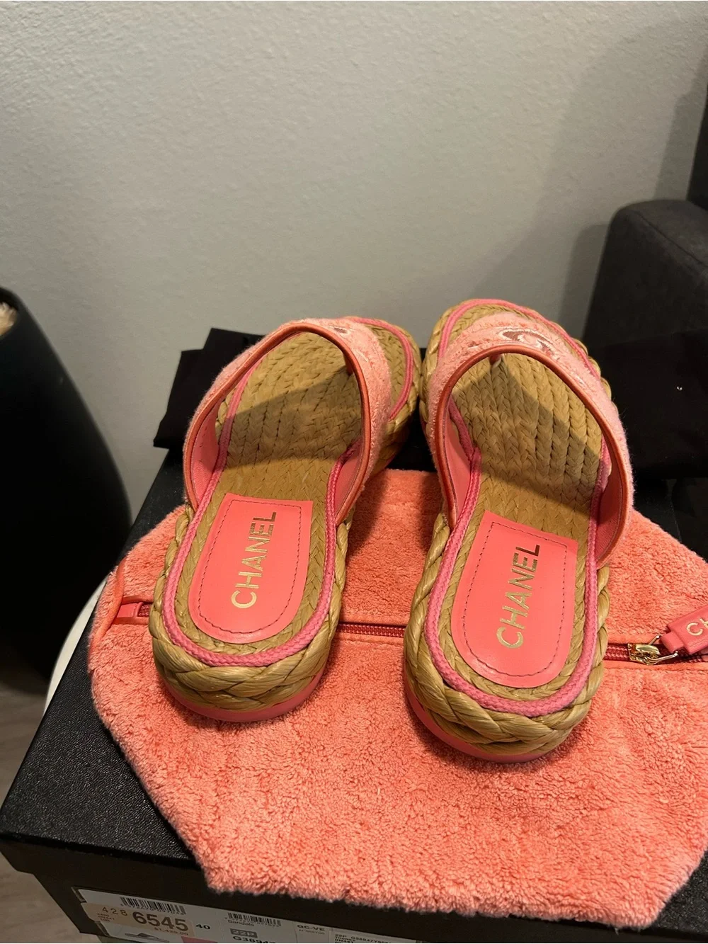CHANEL Kids Coral Pink Terrycloth Espadrille Thong Sandals